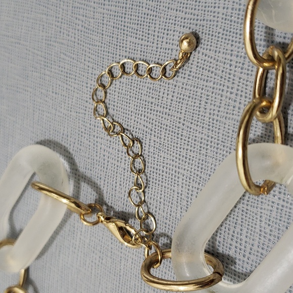 New 18" Lightweight Fashion Jewelry Large Chain Link Neclace Frosted Clear - Picture 3 of 6